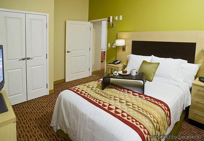 Towneplace Suites By Marriott Gilford Zimmer foto